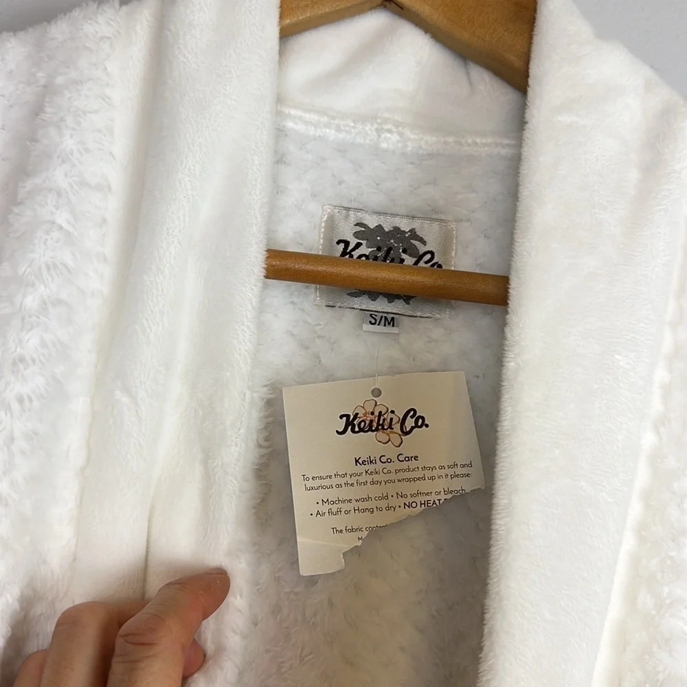 NEW Keiki Co. Luxury Long Spa Robe SM White Plush Kimono Style Bathrobe USA Made - Picture 16 of 16